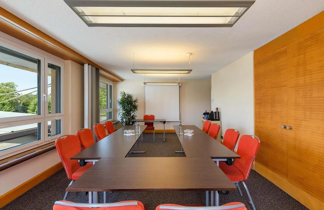 Moevenpick Hotel Lausanne-1